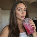 Mia, 23